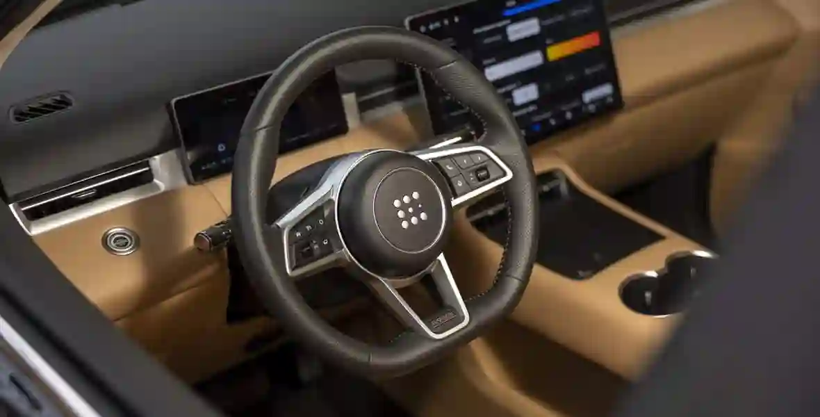 Новость EVOLUTE (Второй пошел: российский гибрид стал полноприводным)